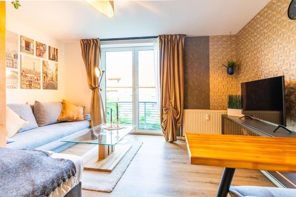 Golden Nugget Inkl Wlan, Parkplatz Apartment Detmold Exterior foto