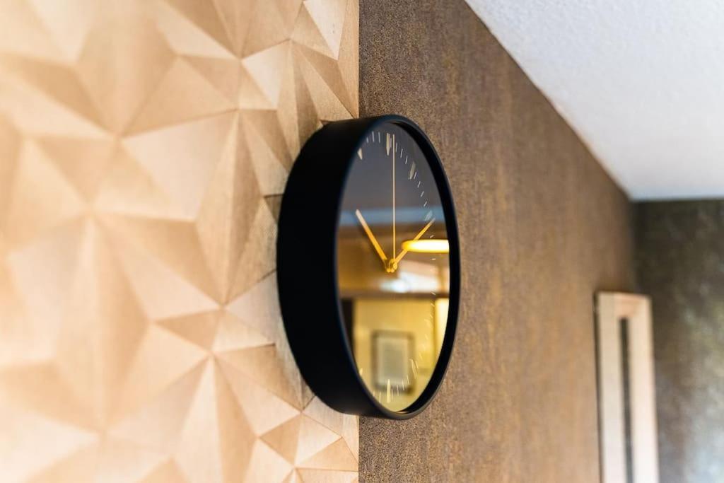 Golden Nugget Inkl Wlan, Parkplatz Apartment Detmold Exterior foto